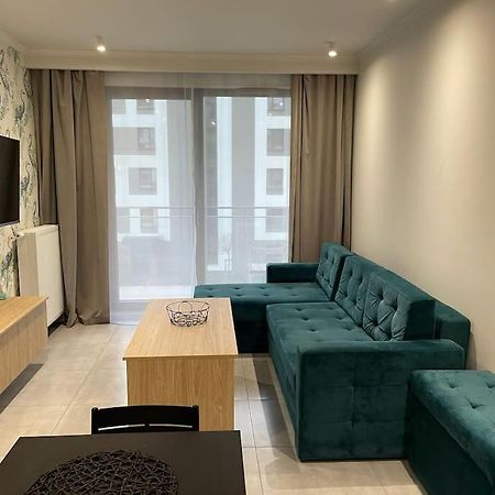 Forum Wola Fine Apartment Warsaw Luaran gambar