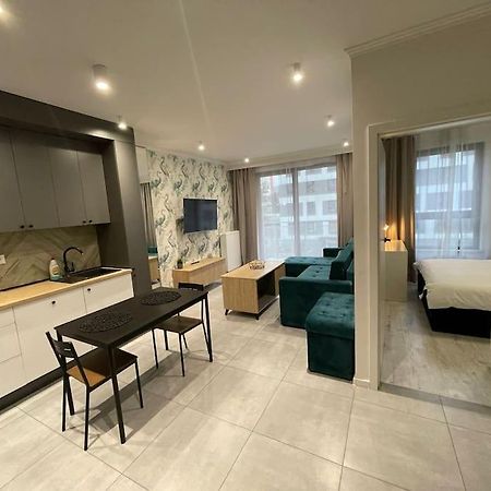 Forum Wola Fine Apartment Warsaw Luaran gambar